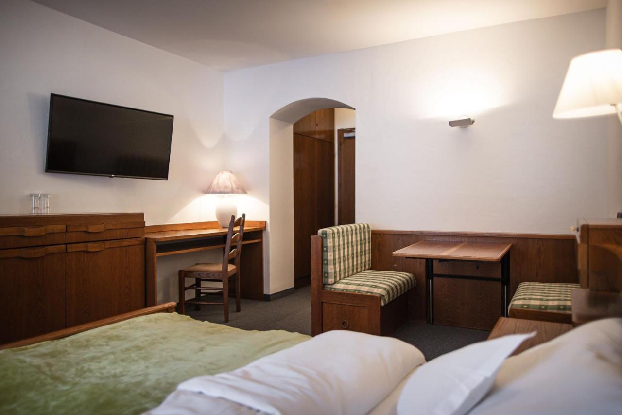 Hotel Muehlwald エクステリア 写真