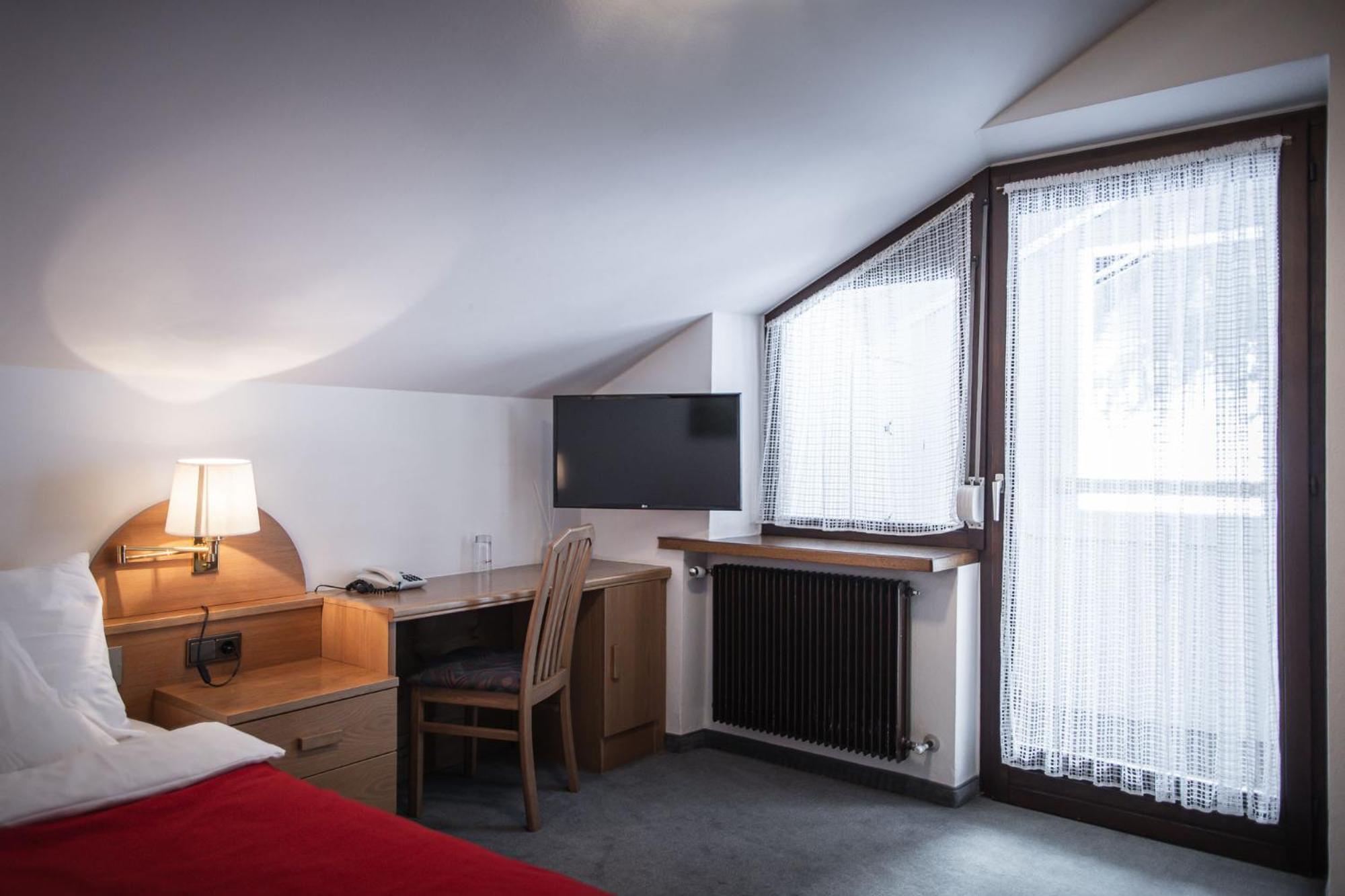 Hotel Muehlwald エクステリア 写真